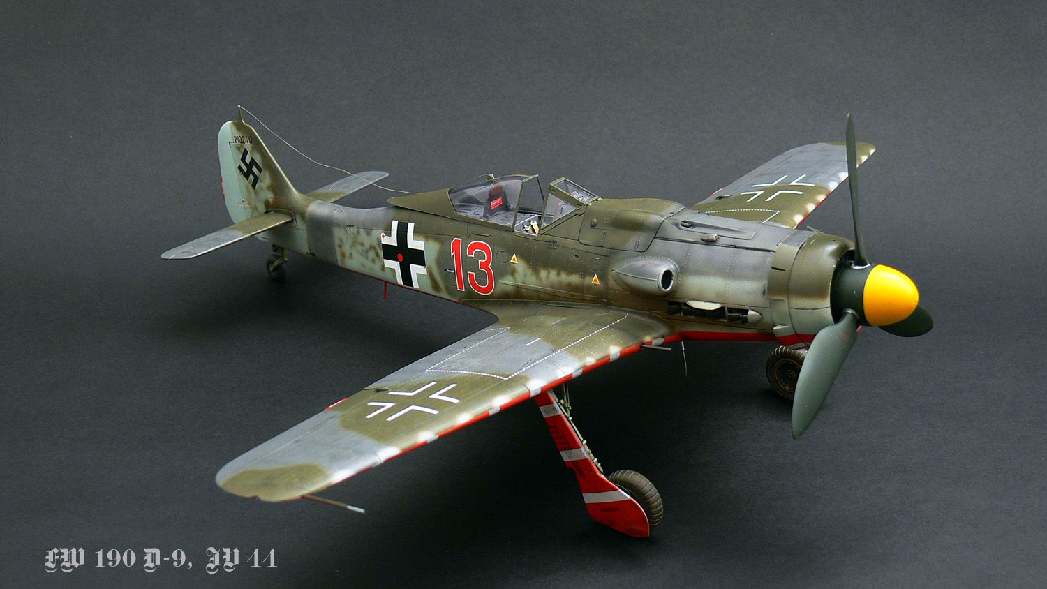 21st Century Toys FW190D-9 JV44 オウム中隊 Focke-Wulf Fw 190D-9 JV 44, 